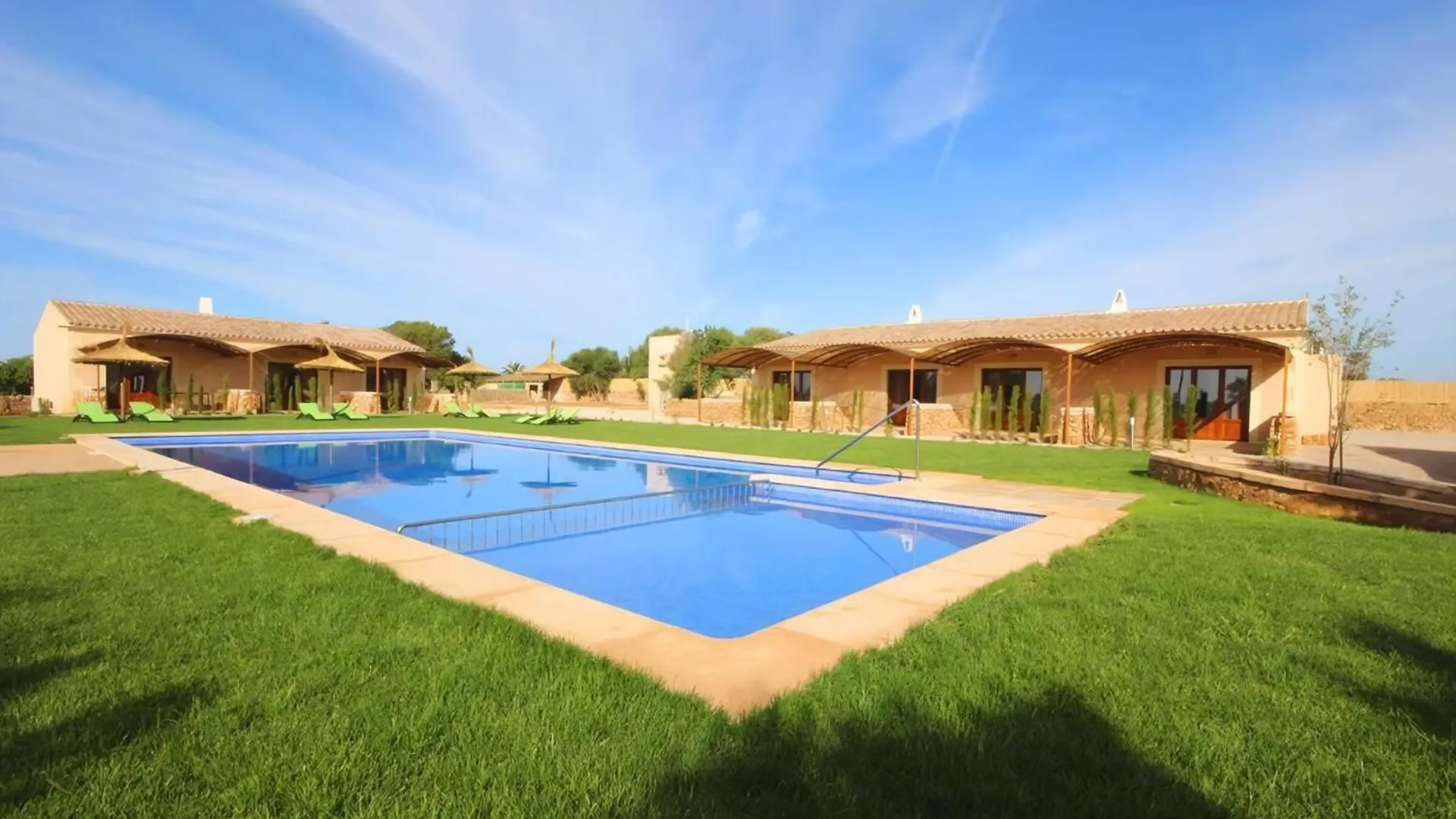 Апартаменты Ferienwohnung In Campos Mit Terrasse Und Garten